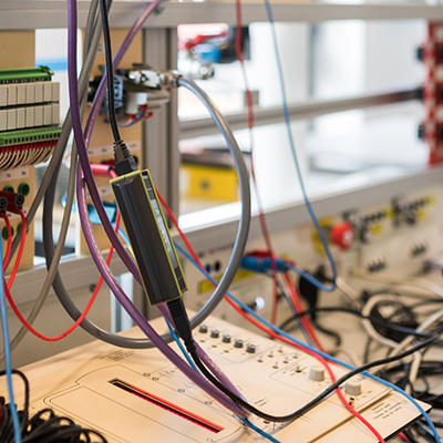 Métiers de l'Electricité et de l'Energie - Parcours Chargé d'Affaires en Ingénierie Electrique (Licence CAIE)